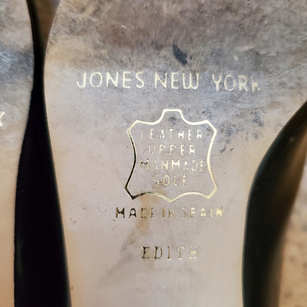 Jones New York Heels | Black Leather Pumps | Size 5 - Picture 7 of 11